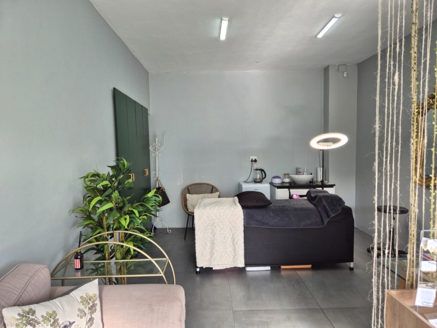 To Let Commercial Property for Rent in George Central Western Cape